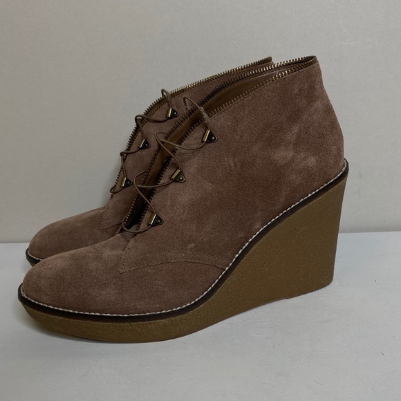 Fergie Ophelia Suede Leather Wedge Ankle Booties Boots - Picture 2 of 11